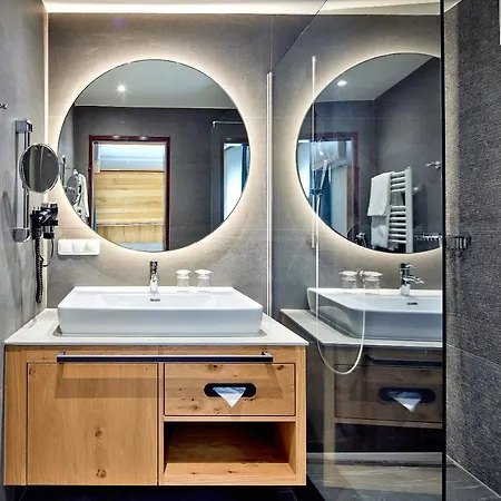 Hotell Fish'inn Zell - Fischerwirt Zell am See