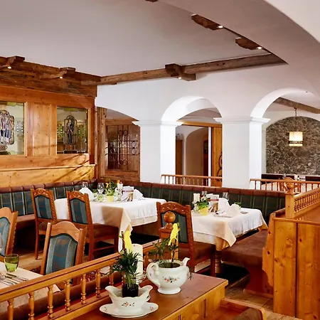 Hotell Fish'inn Zell - Fischerwirt 4*