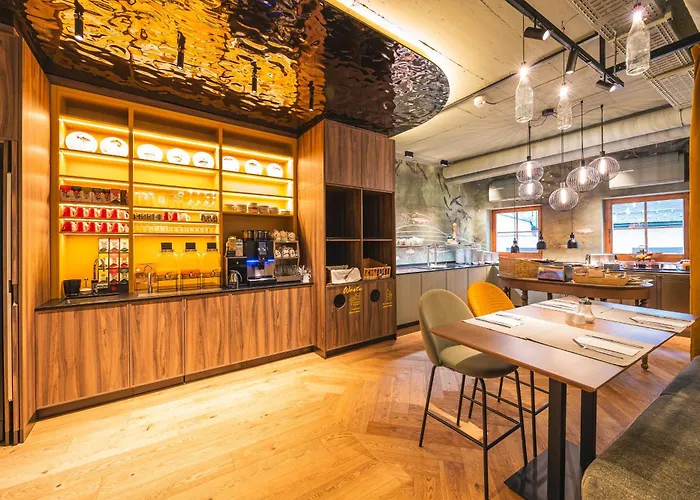 Fish'inn Zell - Fischerwirt 4* 滨湖采尔